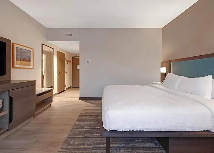Hampton Chicago Отель